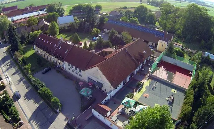 U Svateho Jana بيت ضيافة Hradec Králové